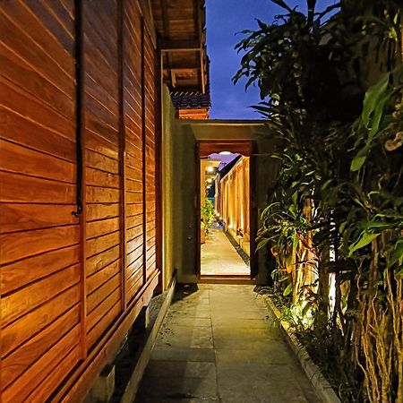 Ngesil Private Joglo & Pool Hotel Ubud Buitenkant foto