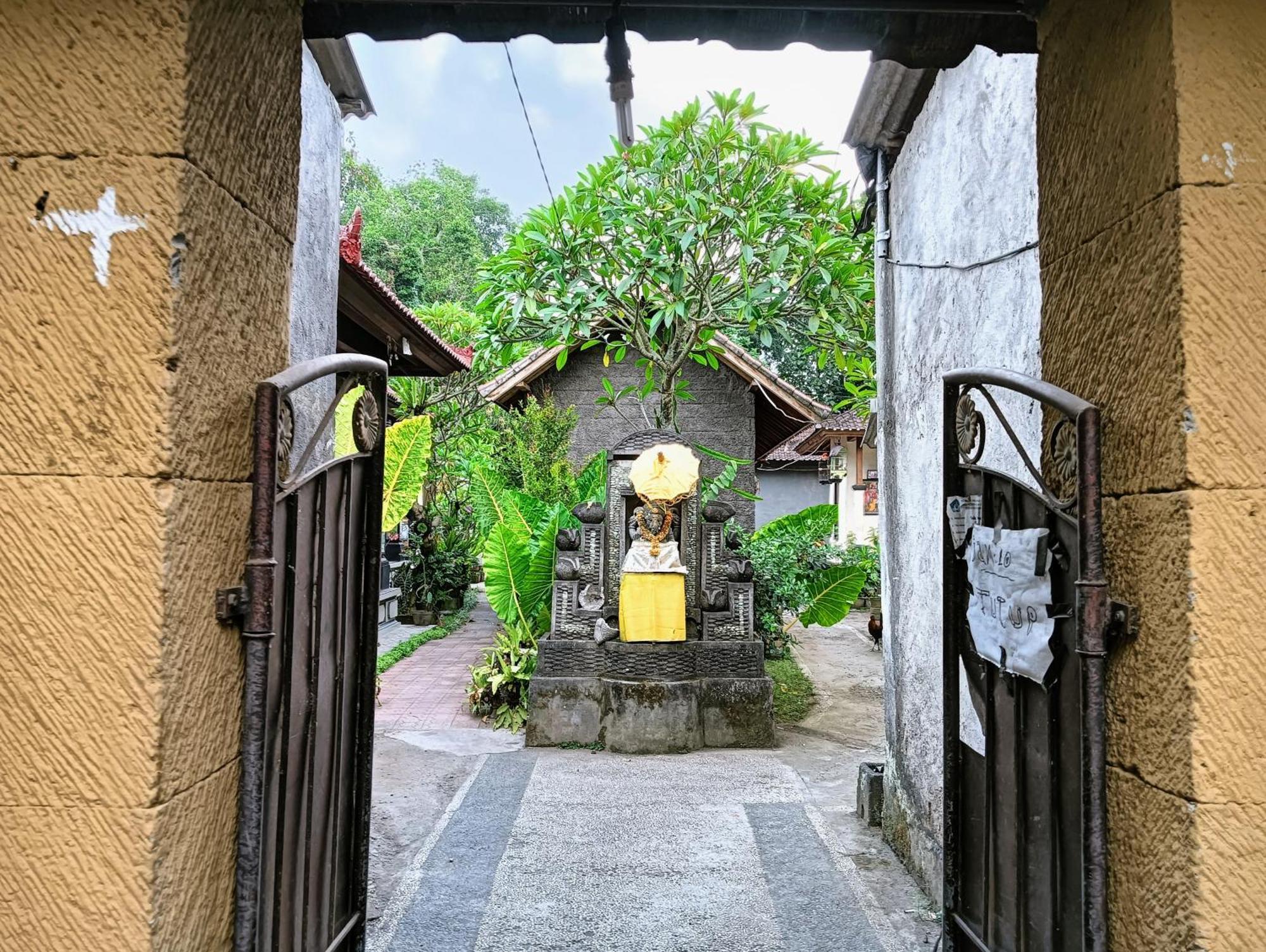 Ngesil Private Joglo & Pool Hotel Ubud Buitenkant foto