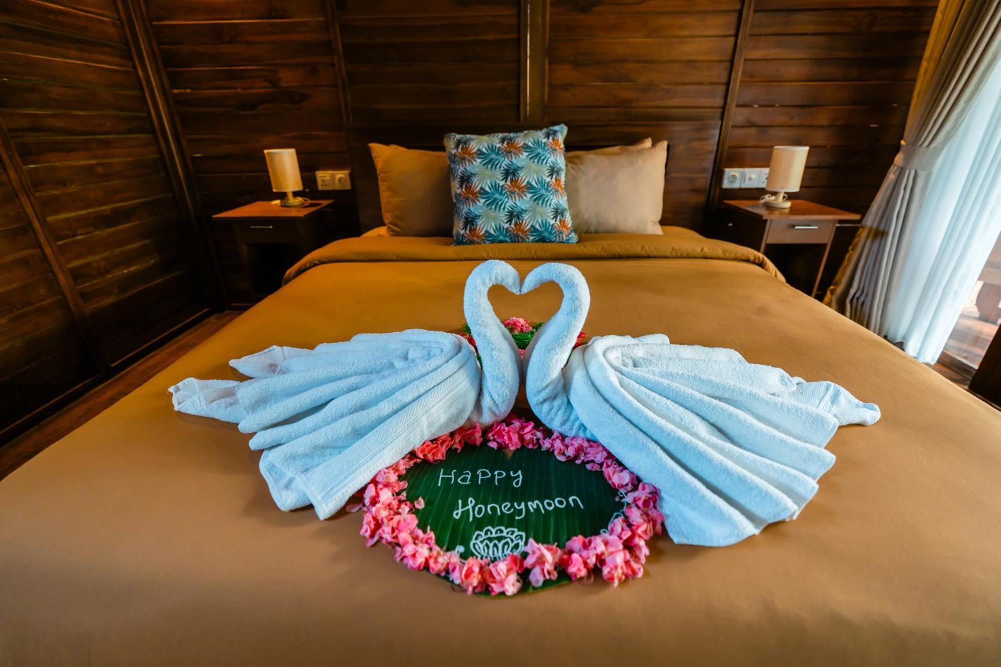 Ngesil Private Joglo & Pool Hotel Ubud Buitenkant foto