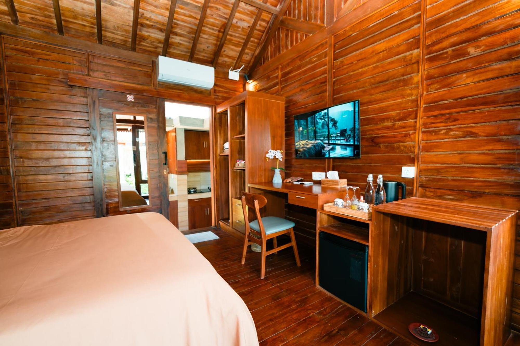 Ngesil Private Joglo & Pool Hotel Ubud Buitenkant foto