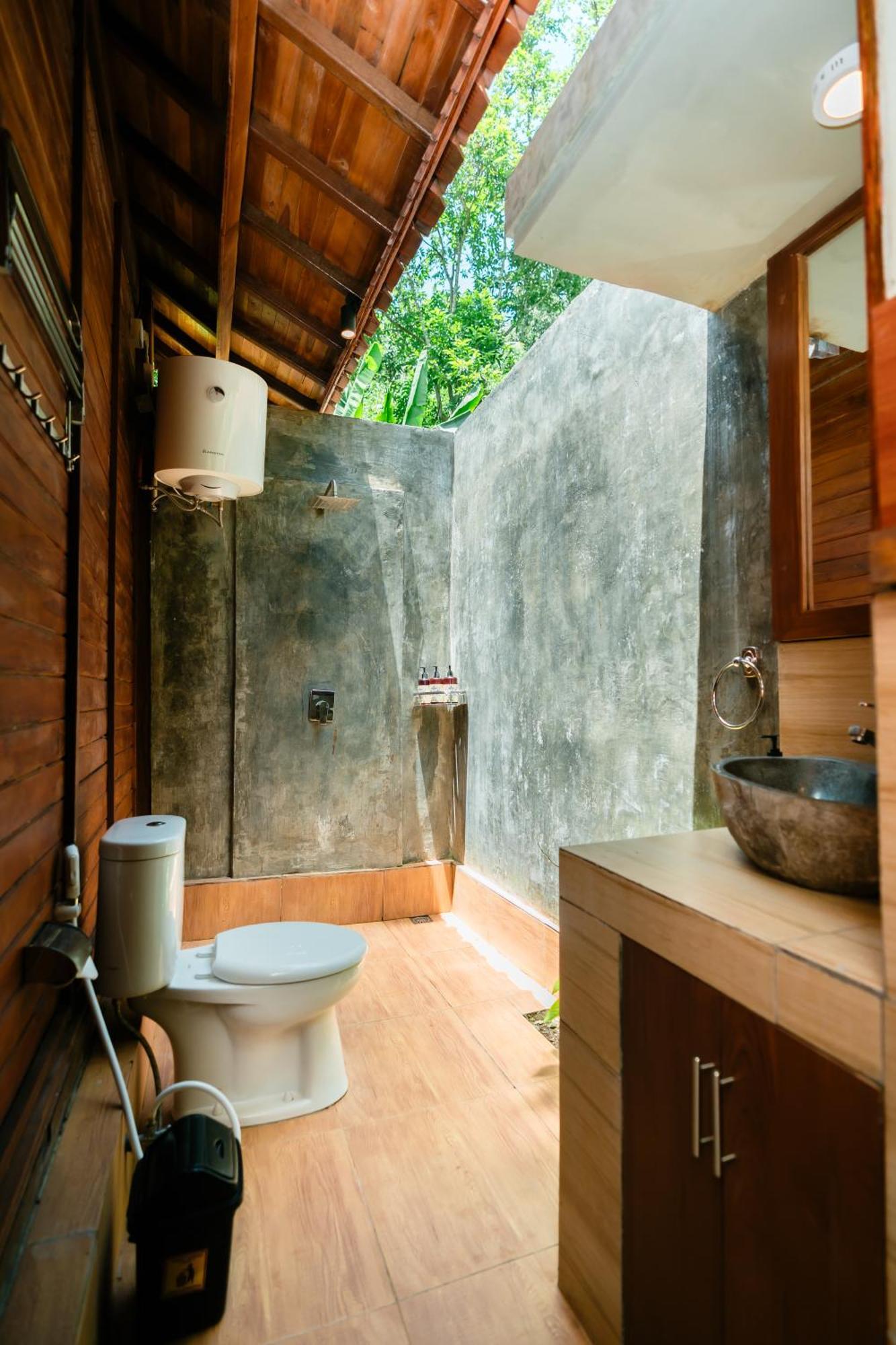 Ngesil Private Joglo & Pool Hotel Ubud Buitenkant foto
