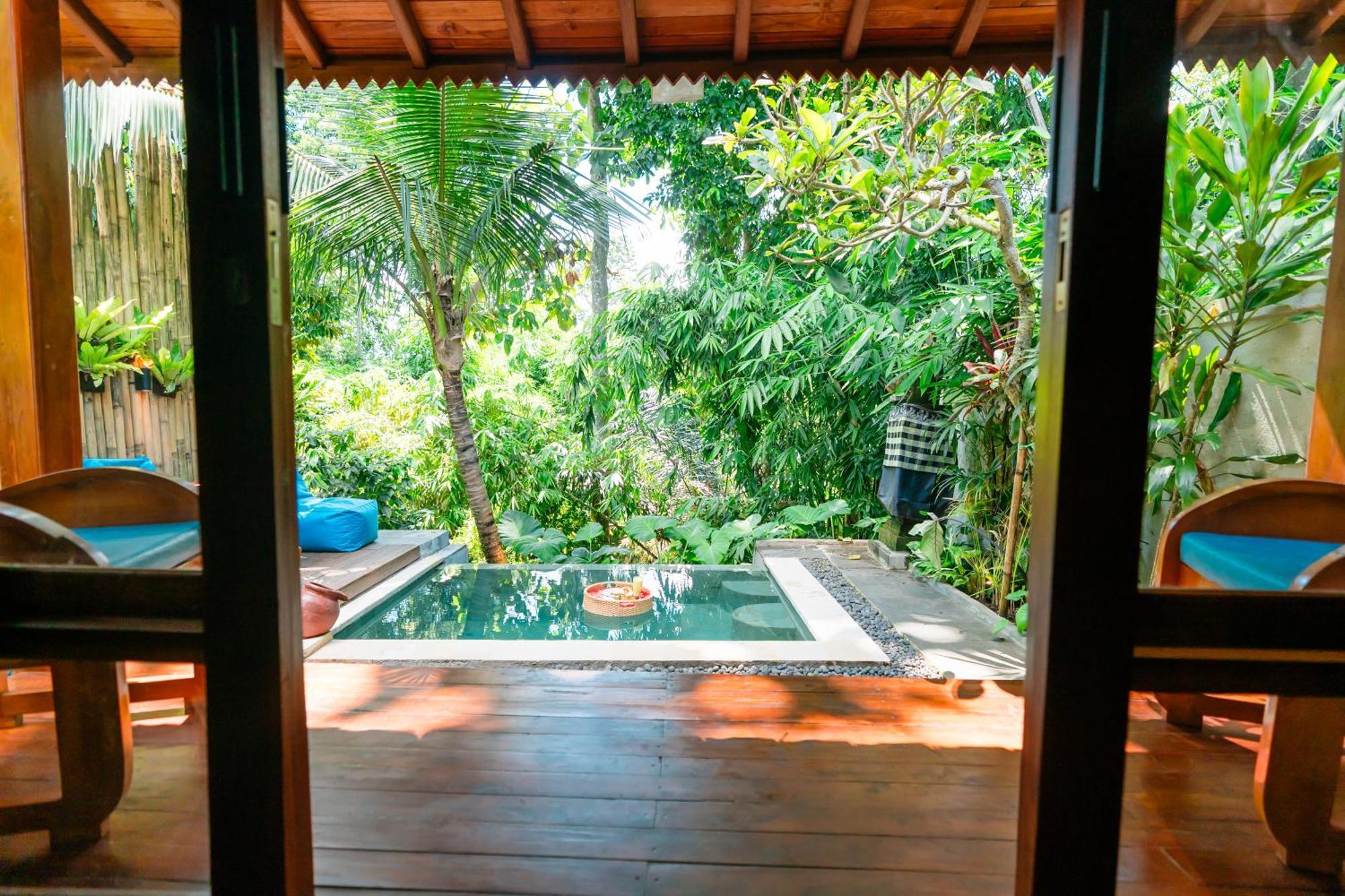 Ngesil Private Joglo & Pool Hotel Ubud Buitenkant foto